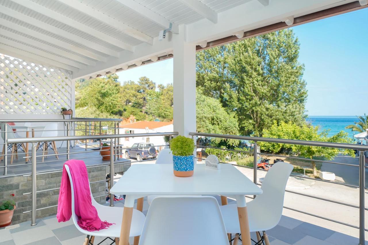 Golden Beachside Terrace Chrysi Ammoudia Exterior photo