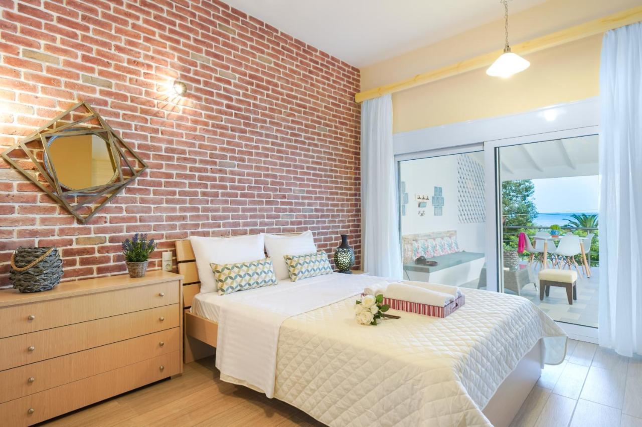 Golden Beachside Terrace Chrysi Ammoudia Exterior photo