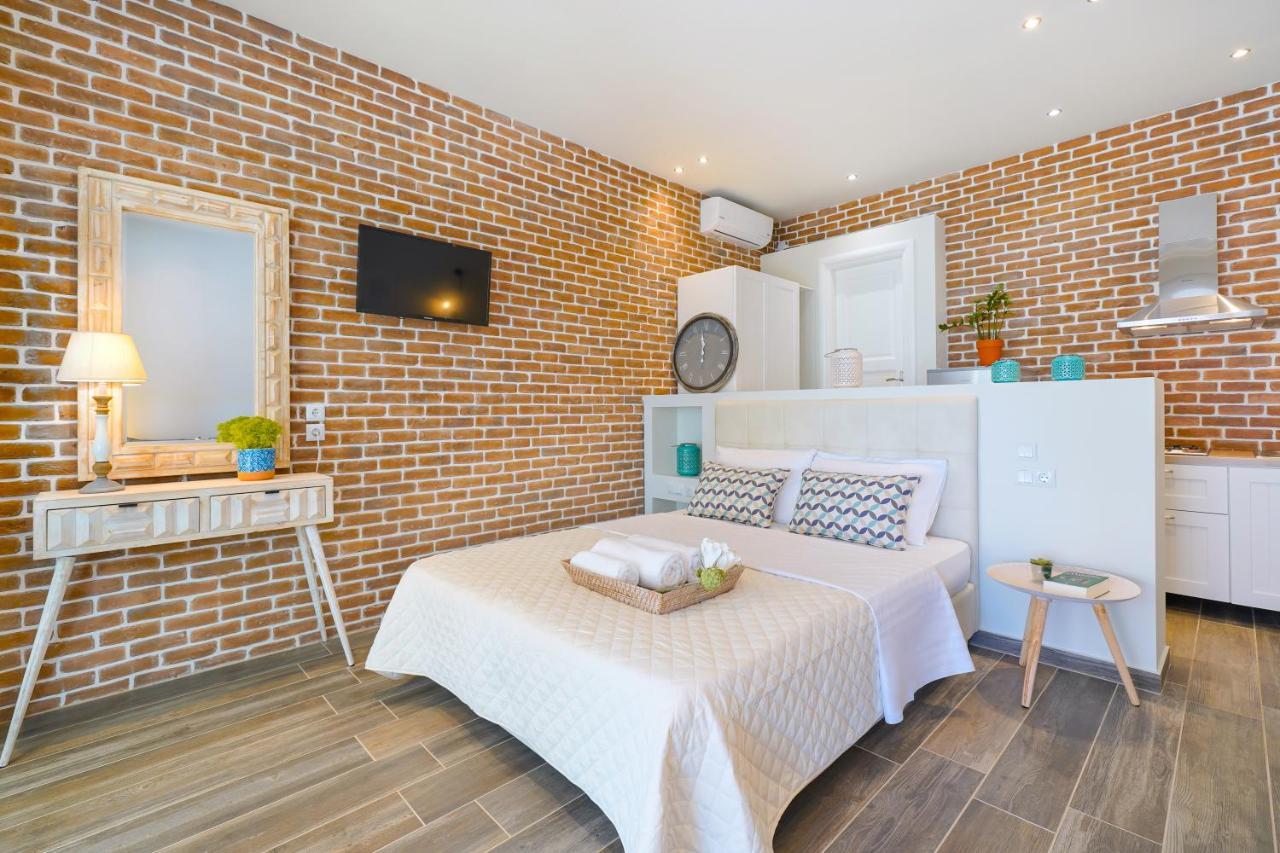 Golden Beachside Terrace Chrysi Ammoudia Exterior photo