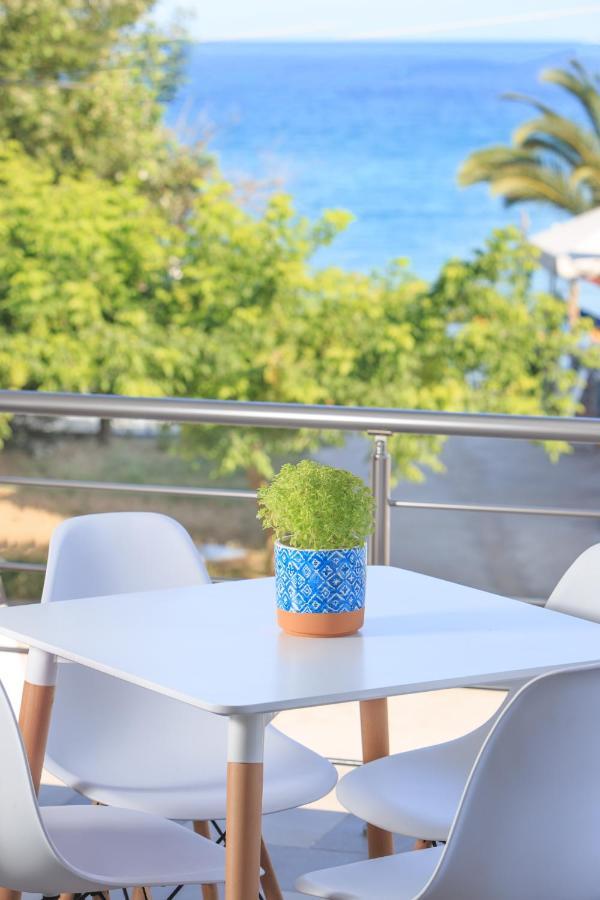 Golden Beachside Terrace Chrysi Ammoudia Exterior photo